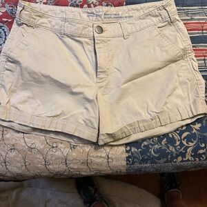 GAP Tan Cargo Shorts Relaxed Fit